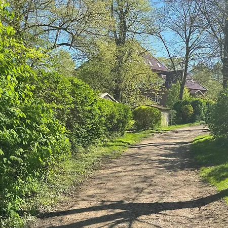 Βίλα Gutshaus Gottin Gbr Warnkenhagen (Rostock)