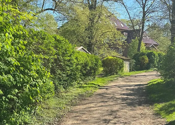 Villa Gutshaus Gottin Gbr Warnkenhagen (Rostock)