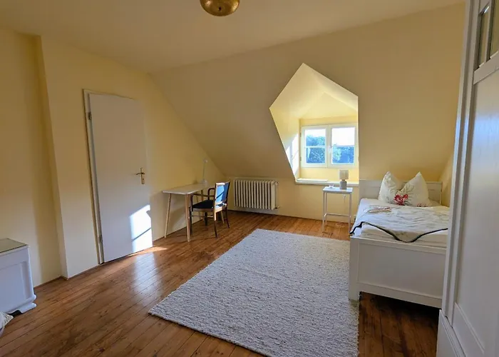 Gutshaus Gottin Gbr Villa Warnkenhagen (Rostock)