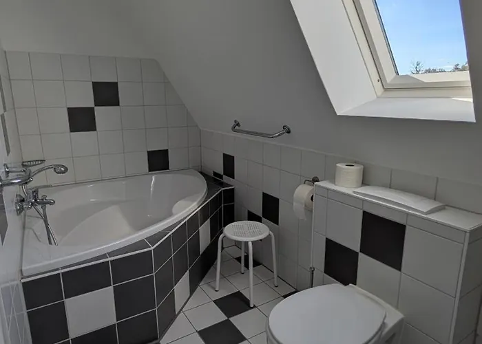 Villa Gutshaus Gottin Gbr Warnkenhagen (Rostock)